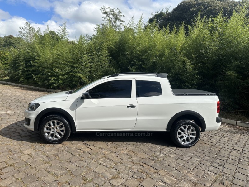 SAVEIRO 1.6 MI TRENDLINE CD 8V FLEX 2P MANUAL - 2015 - NOVA PRATA