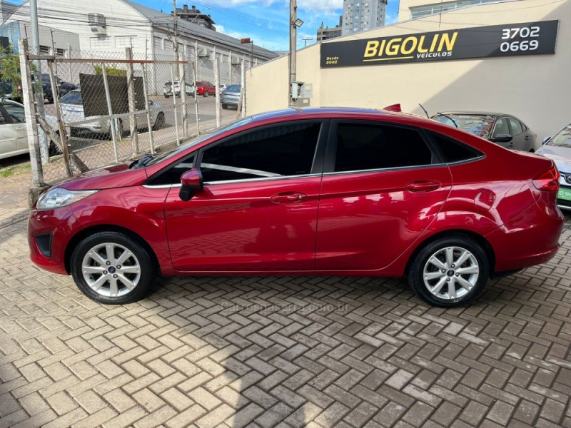 FIESTA 1.6 SE SEDAN 16V FLEX 4P MANUAL - 2011 - BENTO GONçALVES