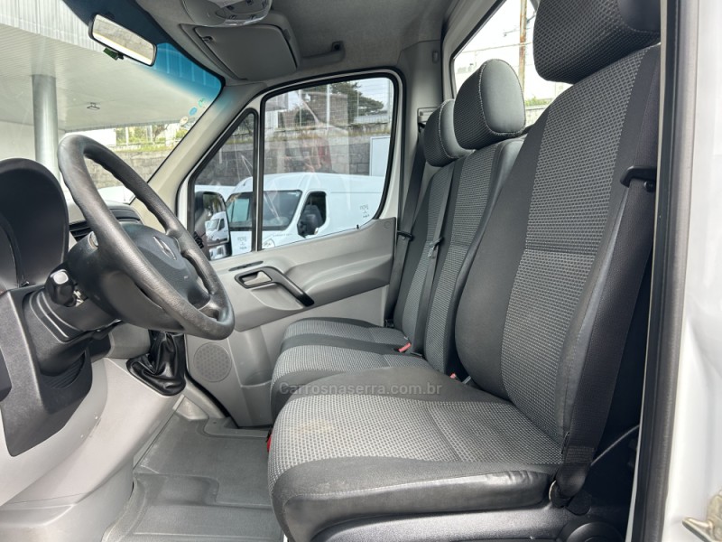 SPRINTER 2.2 CHASSI 515 LONGO DIESEL 3P MANUAL - 2016 - FARROUPILHA