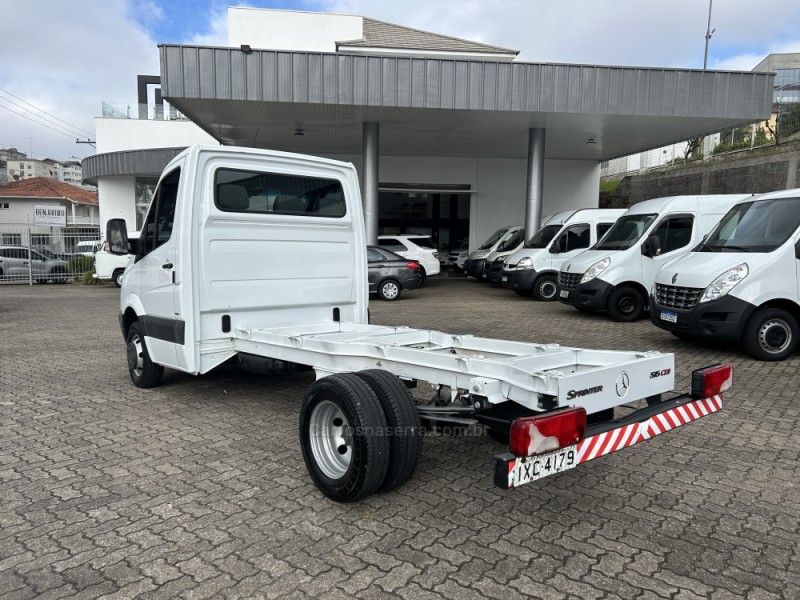 SPRINTER 2.2 CHASSI 515 LONGO DIESEL 3P MANUAL - 2016 - FARROUPILHA