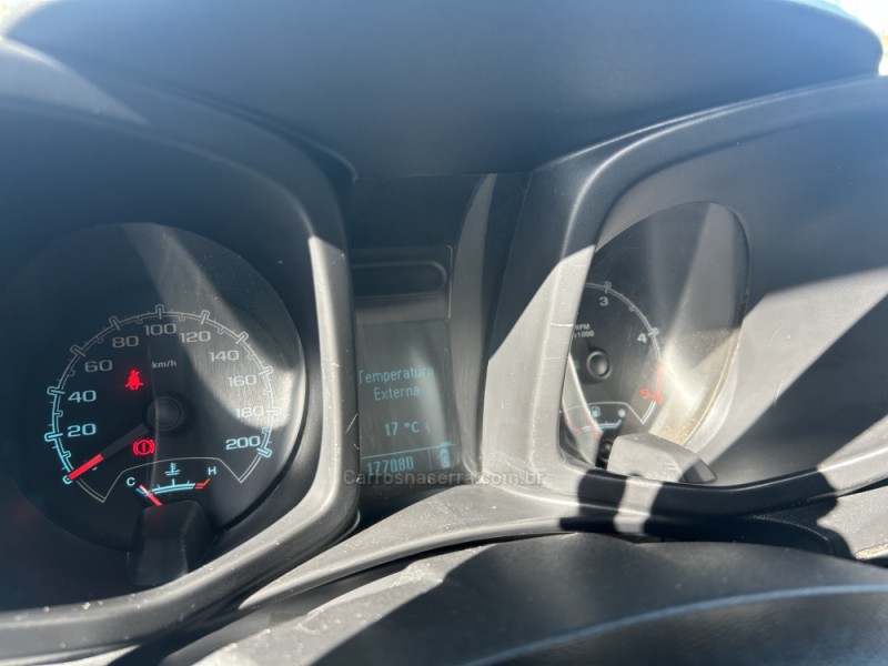 S10 2.8 LS 4X4 CS 16V TURBO DIESEL 2P MANUAL - 2013 - FARROUPILHA