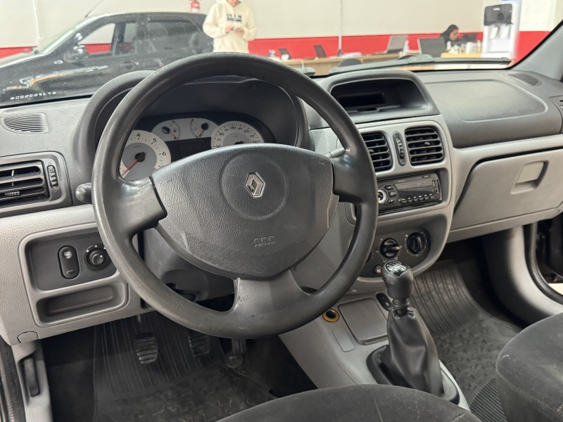 CLIO 1.6 PRIVILÉGE SEDAN 16V GASOLINA 4P MANUAL - 2007 - CAXIAS DO SUL
