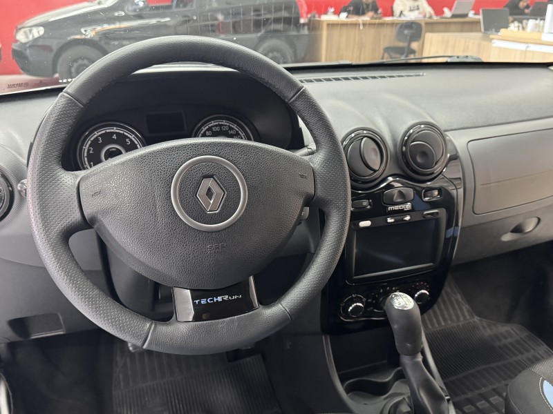 SANDERO 1.0 EXPRESSION 16V FLEX 4P MANUAL - 2014 - CAXIAS DO SUL