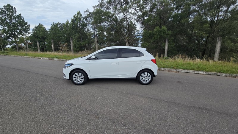 ONIX 1.4 MPFI LT 8V FLEX 4P MANUAL - 2013 - BENTO GONçALVES