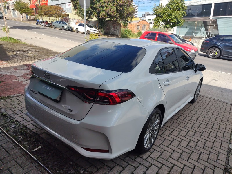 COROLLA 2.0 XEI 16V FLEX 4P AUTOMÁTICO - 2022 - CAXIAS DO SUL