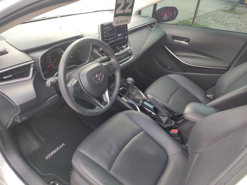 COROLLA 2.0 XEI 16V FLEX 4P AUTOMÁTICO - 2022 - CAXIAS DO SUL