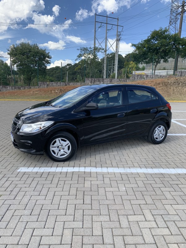 ONIX 1.0 LT 12V FLEX 4P MANUAL - 2016 - CAXIAS DO SUL