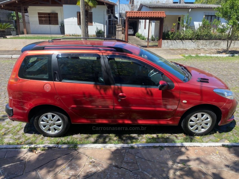 207 1.4 XR S SW 8V FLEX 4P MANUAL - 2011 - SAPIRANGA