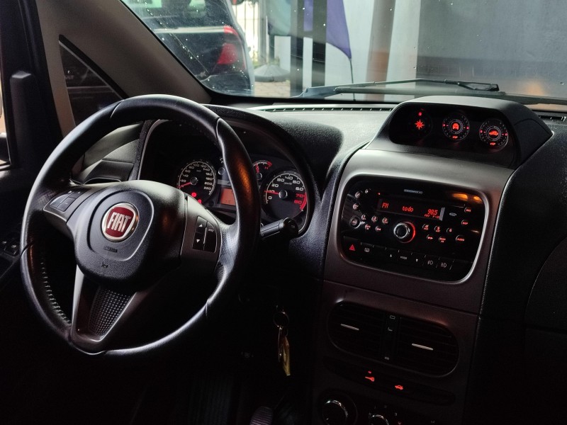 IDEA 1.8 MPI ADVENTURE 8V FLEX 4P MANUAL - 2014 - CAXIAS DO SUL