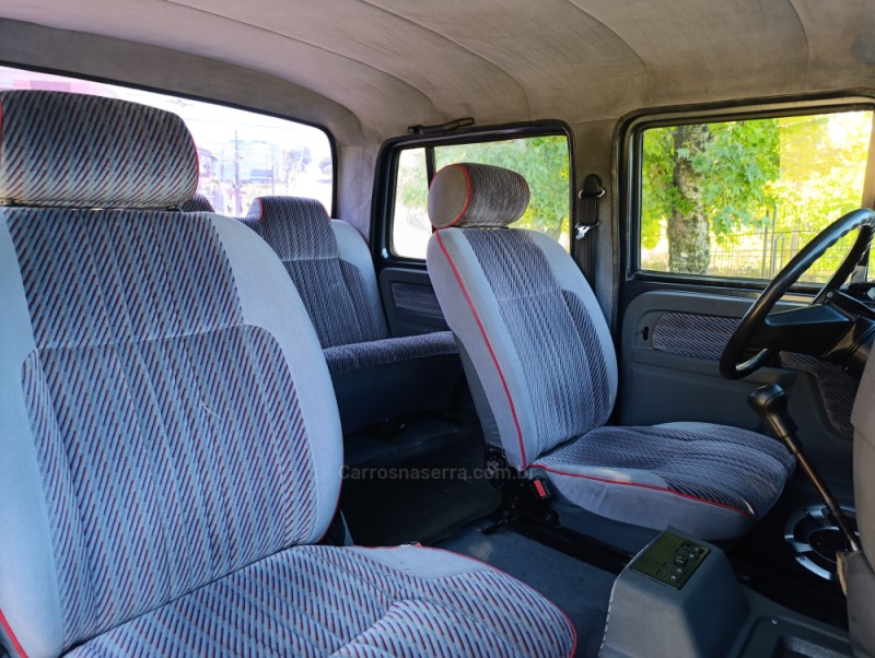 F-1000 3.9 SR XK DESERTER DIESEL MANUAL - 1992 - CAXIAS DO SUL