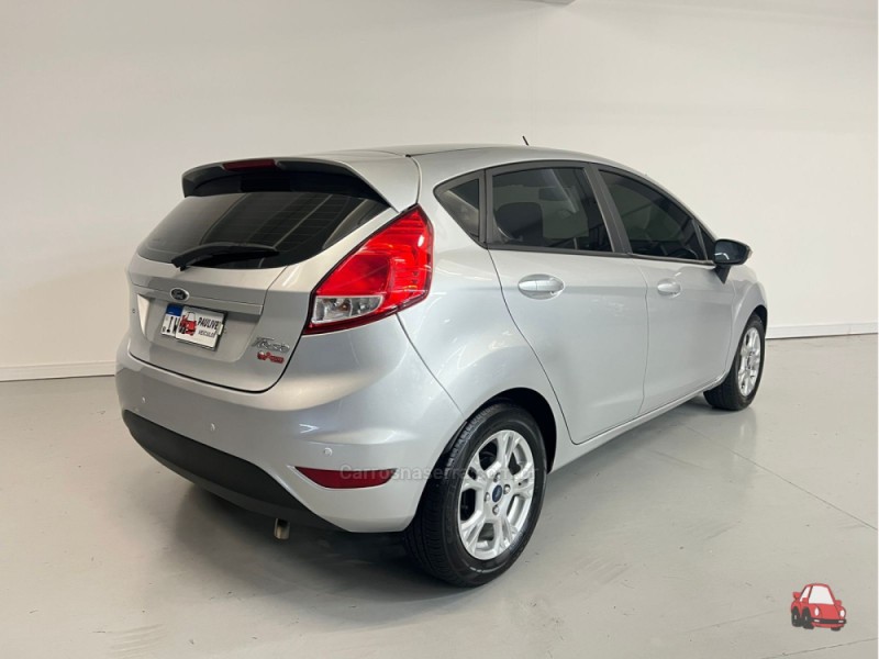 FIESTA 1.6 SE HATCH 16V FLEX 4P AUTOMÁTICO - 2015 - CAXIAS DO SUL
