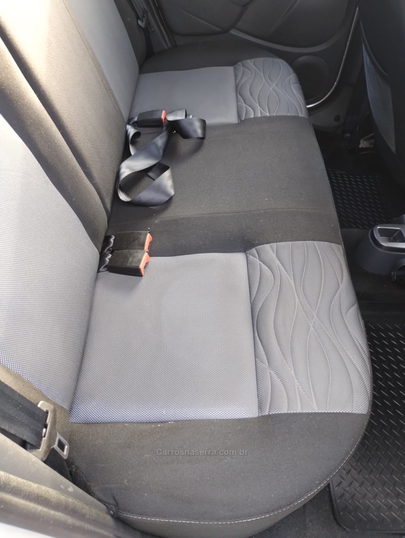 DUSTER 1.6 TECH ROAD 4X2 16V FLEX 4P MANUAL - 2014 - CAXIAS DO SUL