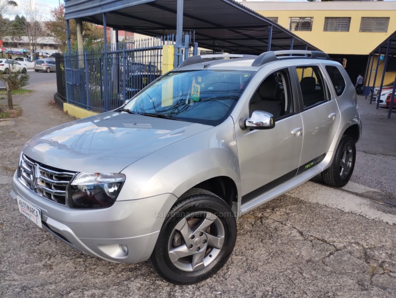 DUSTER 1.6 TECH ROAD 4X2 16V FLEX 4P MANUAL - 2014 - CAXIAS DO SUL