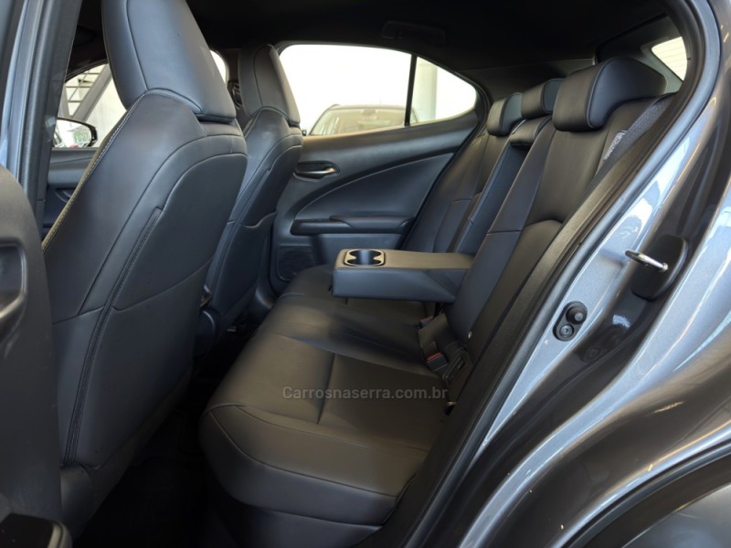UX 250H 2.0 16V DYNAMIC HÍBRIDO 4P AUTOMÁTICO - 2020 - BENTO GONçALVES