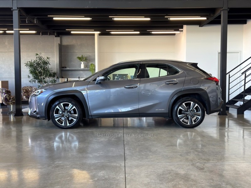 UX 250H 2.0 16V DYNAMIC HÍBRIDO 4P AUTOMÁTICO - 2020 - BENTO GONçALVES