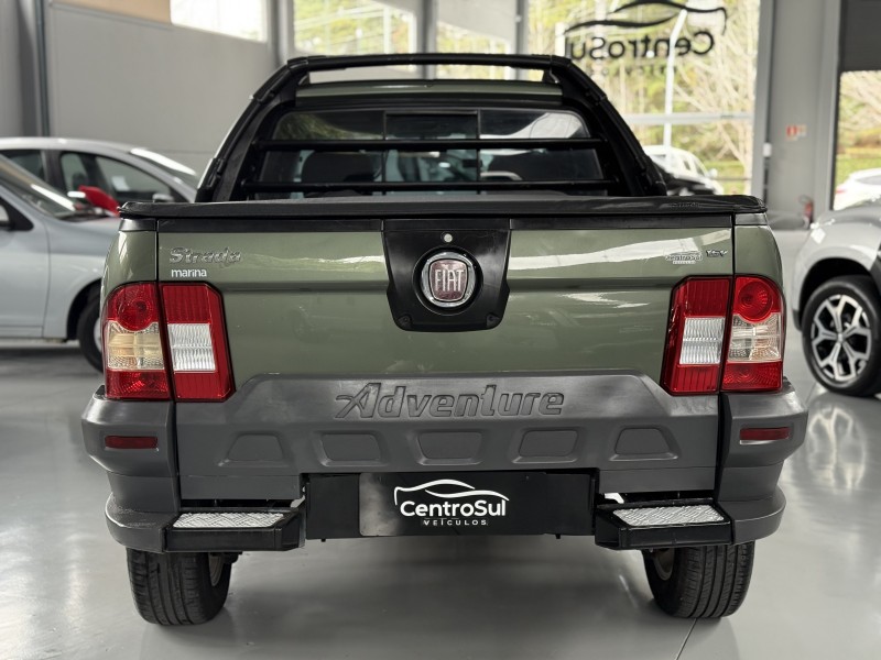 STRADA 1.8 MPI ADVENTURE CD 16V FLEX 2P MANUAL - 2013 - CARLOS BARBOSA