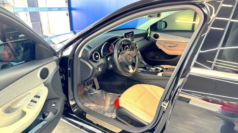 C 180 1.6 CGI AVANTGARDE 16V TURBO GASOLINA 4P AUTOMÁTICO - 2015 - LAJEADO