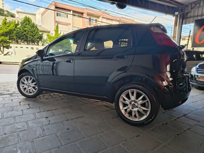 PUNTO 1.6 ESSENCE SP DUALOGIC 16V FLEX 4P AUTOMATIZADO - 2012 - CAXIAS DO SUL