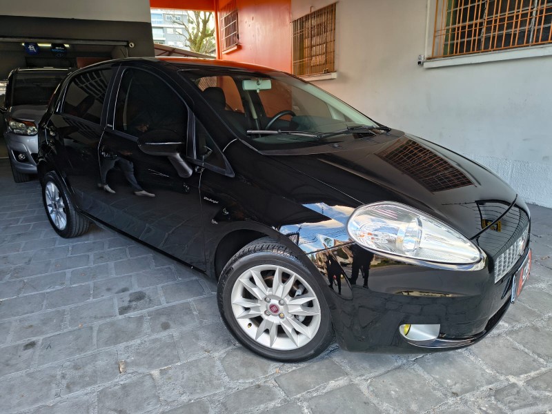 PUNTO 1.6 ESSENCE SP DUALOGIC 16V FLEX 4P AUTOMATIZADO - 2012 - CAXIAS DO SUL