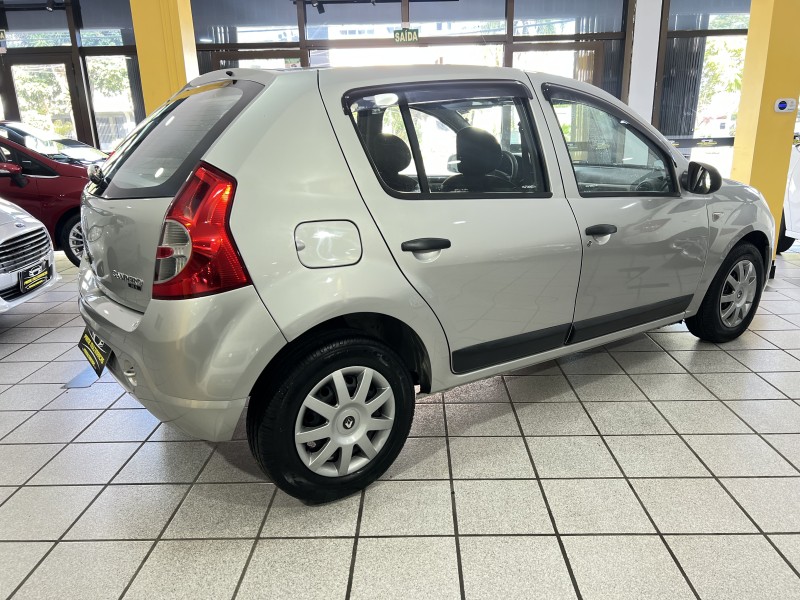 SANDERO 1.0 EXPRESSION 16V FLEX 4P MANUAL - 2010 - CAXIAS DO SUL