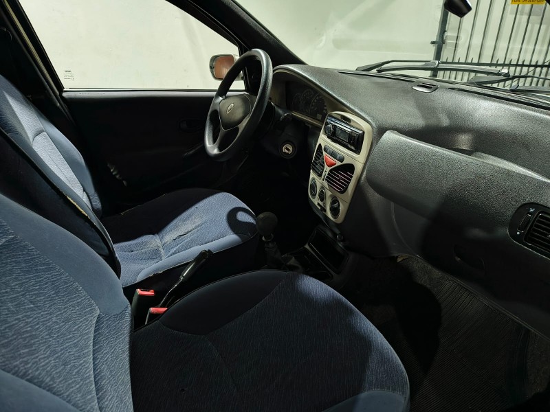 SIENA 1.0 MPI FIRE ELX 8V GASOLINA 4P MANUAL - 2002 - CAXIAS DO SUL