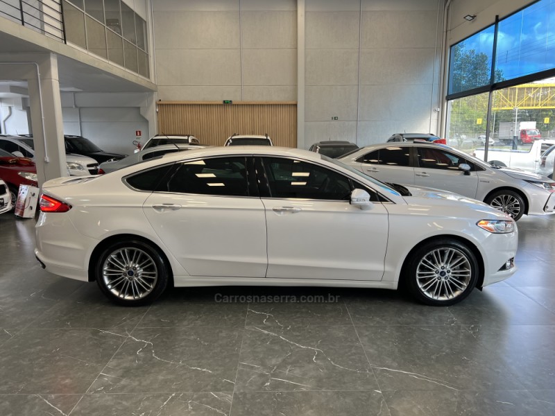 FUSION 2.0 TITANIUM FWD 16V GASOLINA 4P AUTOMÁTICO - 2013 - ESTâNCIA VELHA