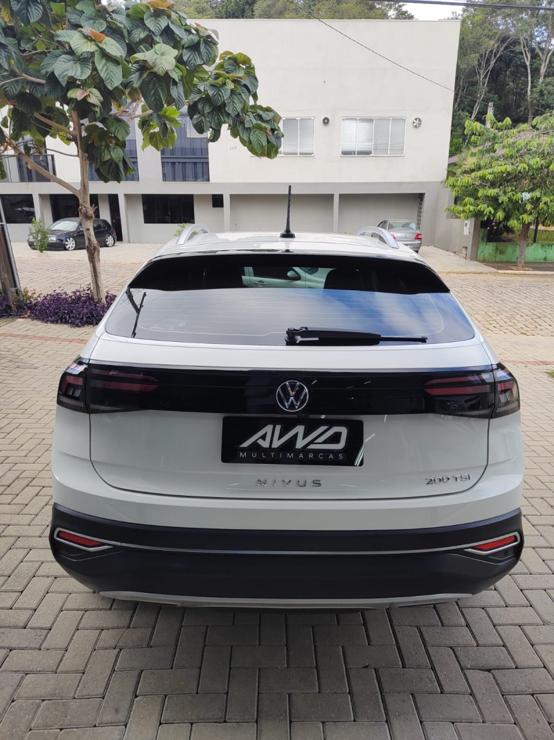 NIVUS 1.0 200 TSI HIGHLINE LAUNCHING EDITION TOTAL FLEX 4P AUTOMÁTICO - 2021 - LAJEADO