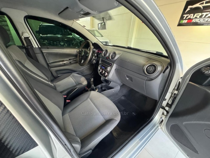 VOYAGE 1.0 MI 8V FLEX 4P MANUAL - 2012 - CAXIAS DO SUL