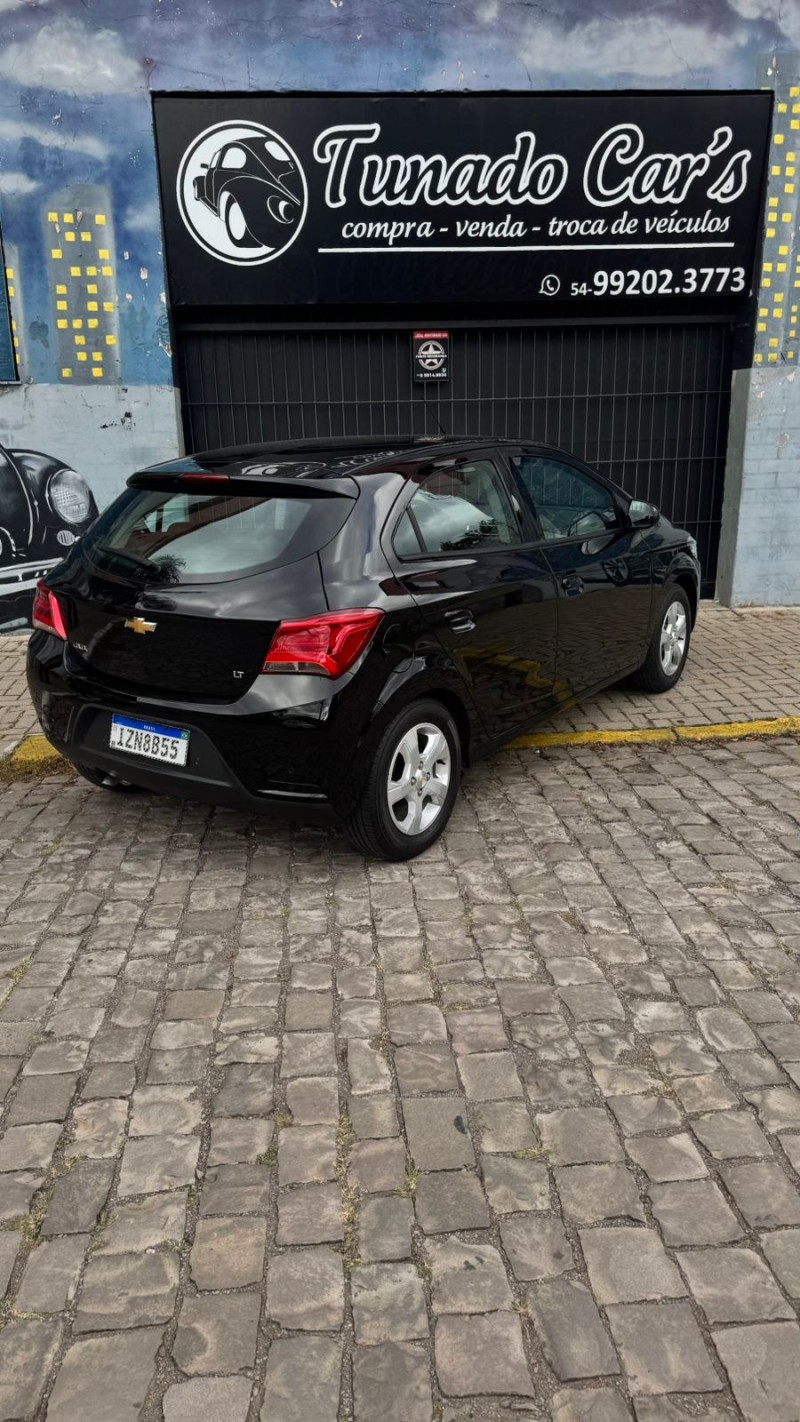 ONIX 1.4 MPFI LT 8V FLEX 4P MANUAL - 2019 - CAXIAS DO SUL