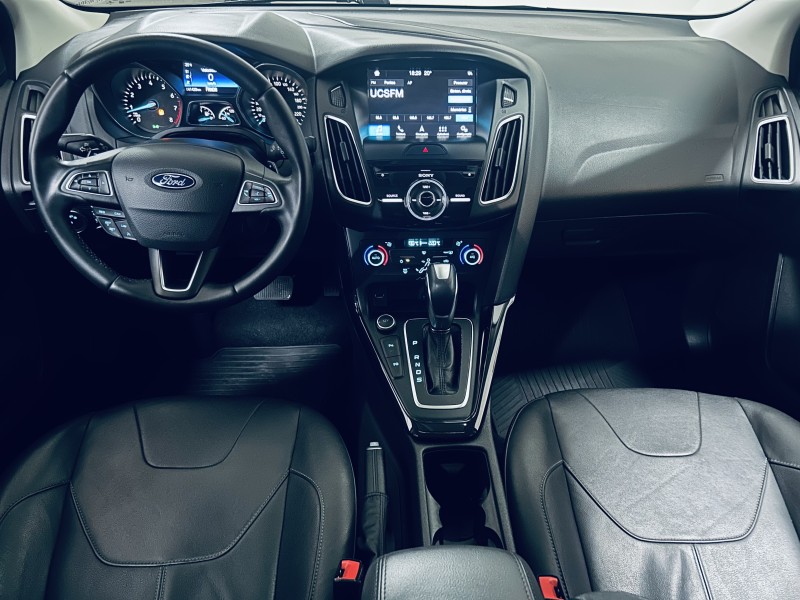 FOCUS 2.0 TITANIUM PLUS FASTBACK 16V FLEX 4P AUTOMÁTICO - 2018 - CAXIAS DO SUL