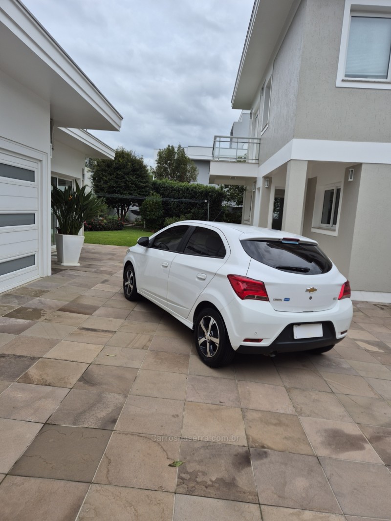 ONIX 1.4 MPFI LTZ 8V FLEX 4P AUTOMÁTICO - 2018 - BENTO GONçALVES