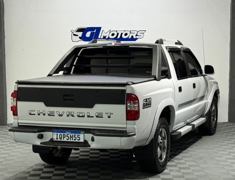 S10 2.4 MPFI EXECUTIVE 4X2 CD 8V FLEX 4P MANUAL - 2010 - NOVO HAMBURGO