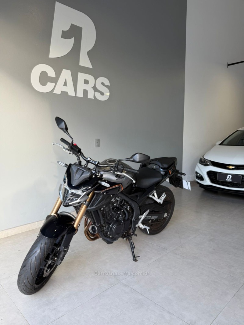 CB 500F ABS - 2023 - LAJEADO