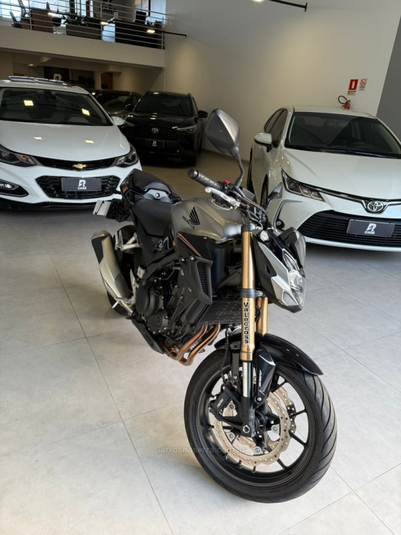 CB 500F ABS - 2023 - LAJEADO