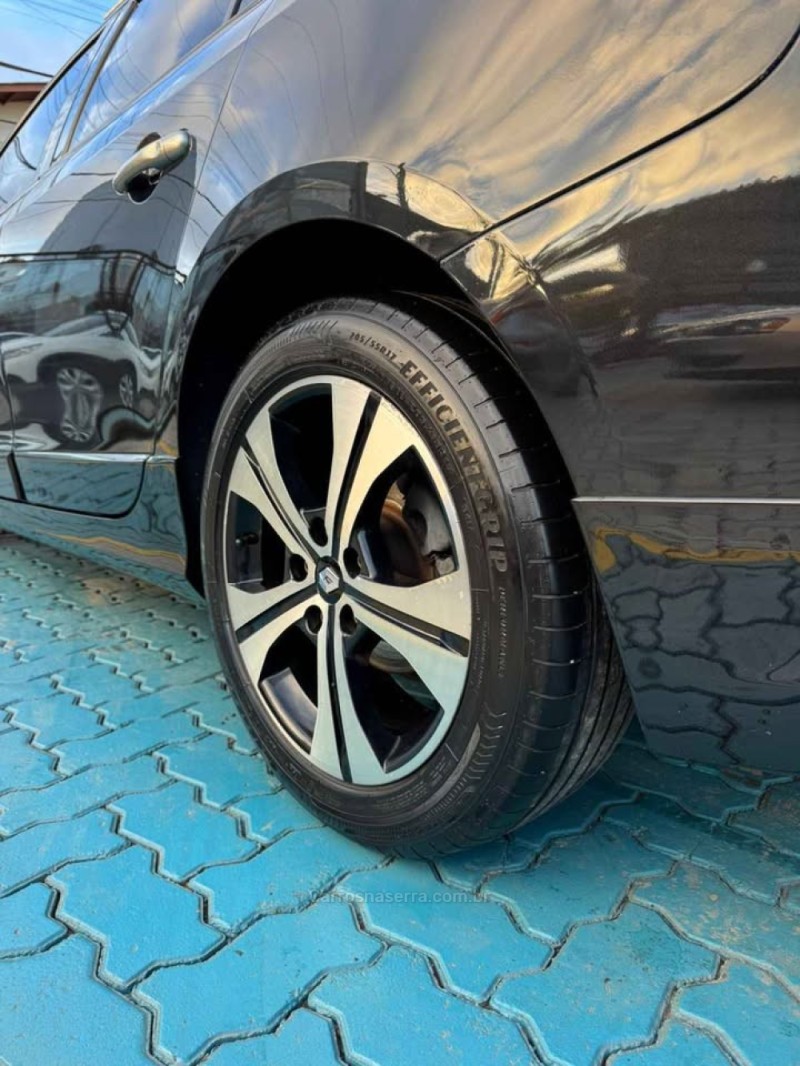 FLUENCE 2.0 GT 16V TURBO GASOLINA 4P MANUAL - 2013 - ESTâNCIA VELHA