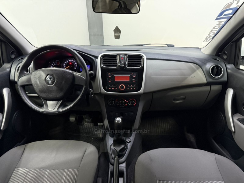 LOGAN 1.6 EXPRESSION 8V FLEX 4P MANUAL - 2016 - NOVO HAMBURGO