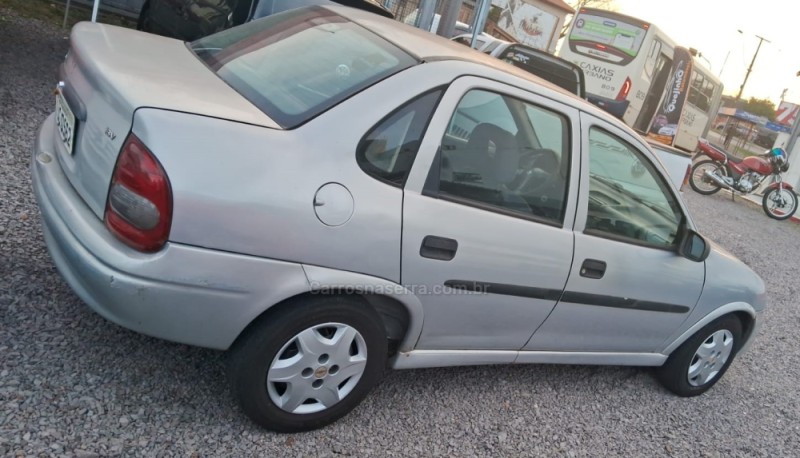 CORSA 1.0 MPFI SEDAN 8V GASOLINA 4P MANUAL - 2000 - CAXIAS DO SUL
