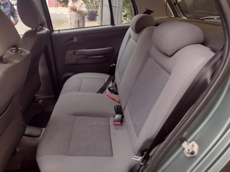 FOX 1.6 MI PLUS 8V FLEX 4P MANUAL - 2010 - BENTO GONçALVES