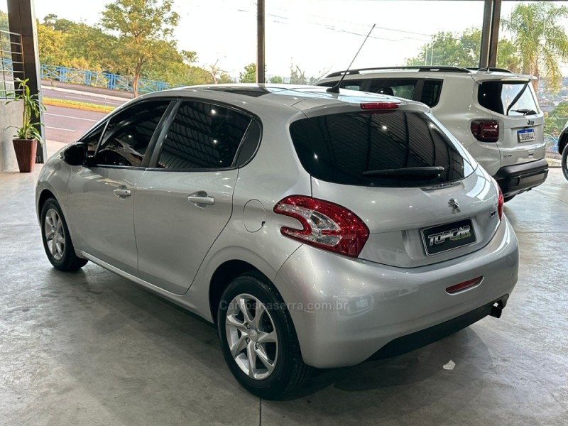 208 1.5 ACTIVE PACK 8V FLEX 4P MANUAL - 2014 - CAMPO BOM