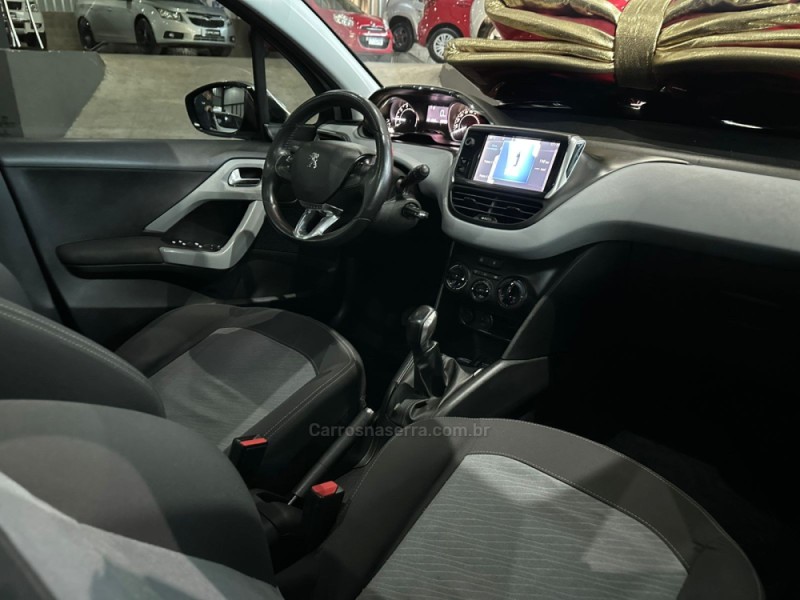 208 1.5 ACTIVE PACK 8V FLEX 4P MANUAL - 2014 - CAMPO BOM
