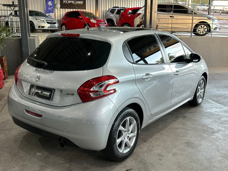 208 1.5 ACTIVE PACK 8V FLEX 4P MANUAL - 2014 - CAMPO BOM