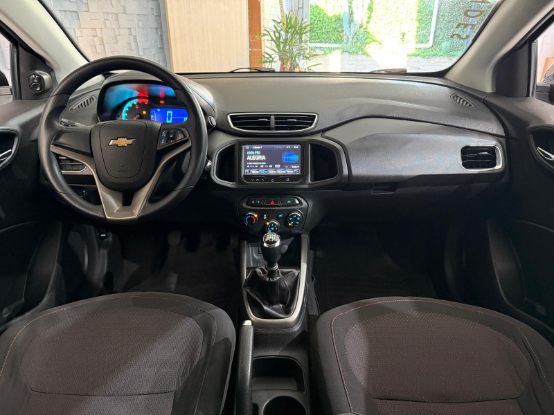 ONIX 1.4 MPFI LTZ 8V FLEX 4P MANUAL - 2016 - NOVO HAMBURGO