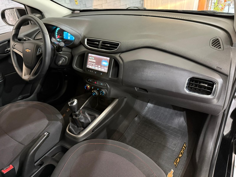 ONIX 1.4 MPFI LTZ 8V FLEX 4P MANUAL - 2016 - NOVO HAMBURGO