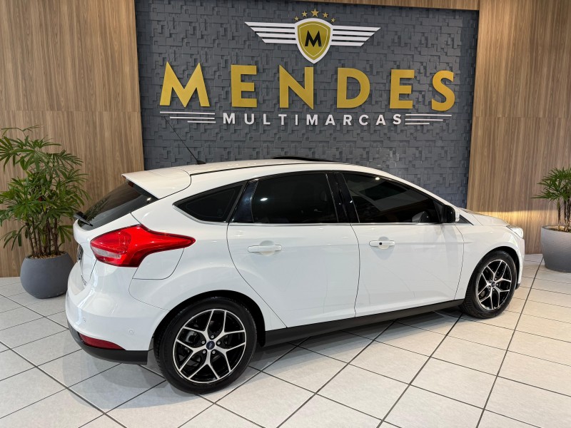 FOCUS 2.0 TITANIUM PLUS 16V FLEX 4P AUTOMÁTICO - 2016 - NOVO HAMBURGO