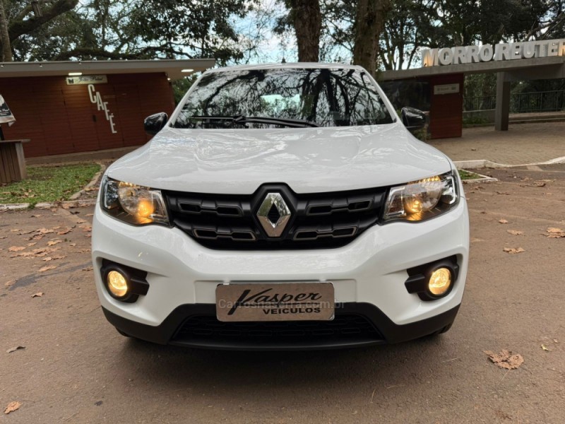 KWID 1.0 12V SCE FLEX INTENSE MANUAL - 2022 - DOIS IRMãOS