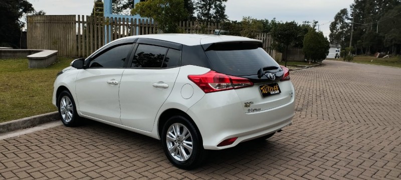 YARIS 1.3 16V FLEX XL PLUS TECH MULTIDRIVE17 - 2019 - CANELA
