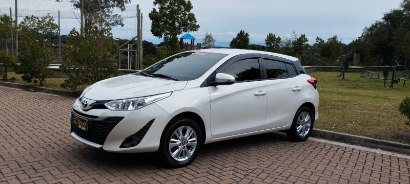 YARIS 1.3 16V FLEX XL PLUS TECH MULTIDRIVE17 - 2019 - CANELA