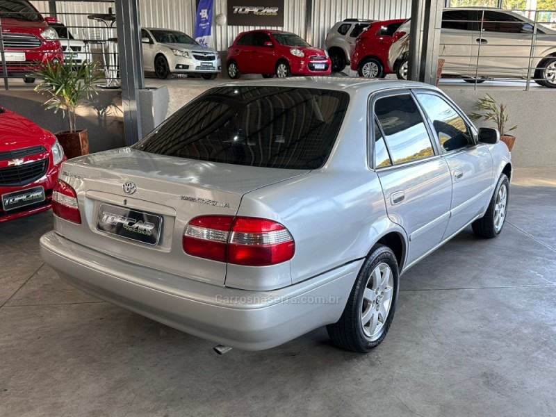 COROLLA 1.8 XEI 16V FLEX 4P AUTOMÁTICO - 2001 - CAMPO BOM