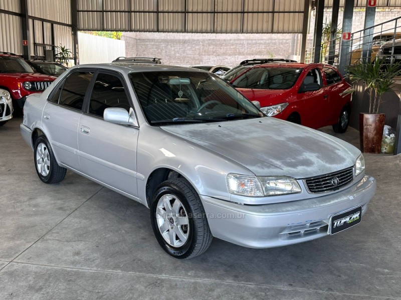 COROLLA 1.8 XEI 16V FLEX 4P AUTOMÁTICO - 2001 - CAMPO BOM