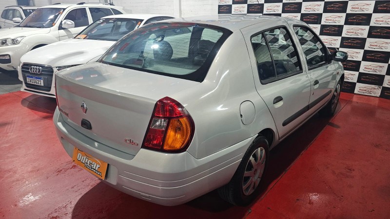 CLIO 1.6 RN 16V GASOLINA 4P MANUAL - 2001 - CAXIAS DO SUL